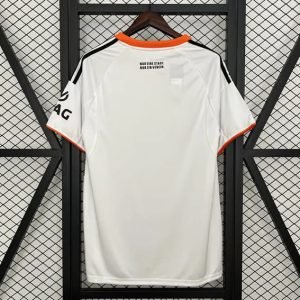 Alternative view of Maillot Eintracht Frankfurt Extérieur 2025/2026