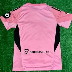 Alternative view of Maillot Gardien Sevilla 2025/2026 Rose