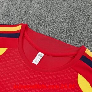 Alternative view of Ensemble Training Espagne 2026/2027 Rouge Bleu