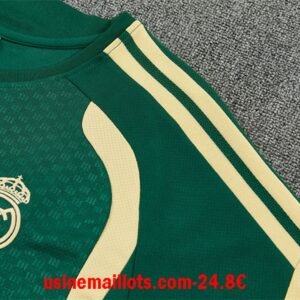 Alternative view of Ensemble Training Real Madrid 2026/27 Vert Beige