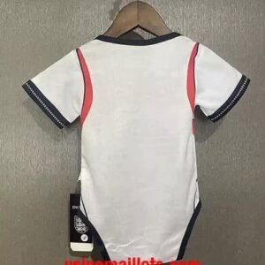 Alternative view of Maillot Body Bebe Angleterre Domicile Coupe du Monde 2026