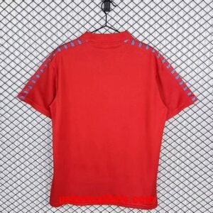 Alternative view of Maillot Rétro Osasuna Domicile 1983/1984