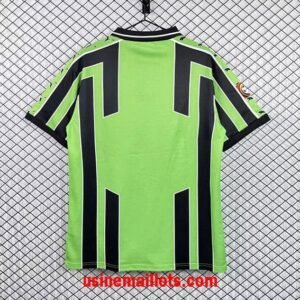 Alternative view of Maillot Rétro Wolfsburg Extérieur 1999/2000