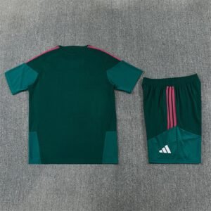 Alternative view of Ensemble Training Real Madrid 2026/27 Noir Vert