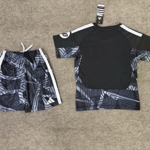 Alternative view of Maillot Enfant Real Madrid Gardien 2026/2027 Noir