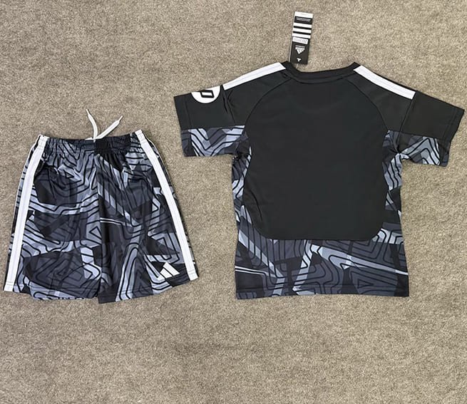 Maillot Enfant Real Madrid Gardien 2026/2027 Noir – Image 2