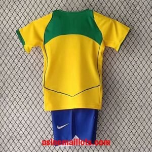 Alternative view of Maillot Enfant Rétro Bresil Domicile 2004