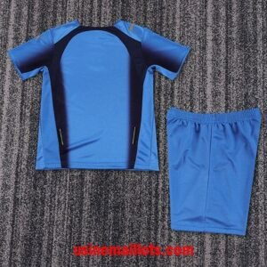 Alternative view of Maillot Enfant Rétro Italie Domicile 2006