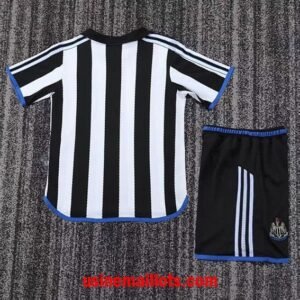 Alternative view of Maillot Enfant Rétro Newcastle United Domicile 1999/2000