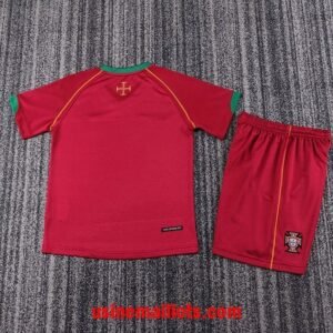 Alternative view of Maillot Enfant Rétro Portugal Domicile 2006