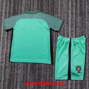 Alternative view of Maillot Enfant Rétro Portugal Extérieur 2016
