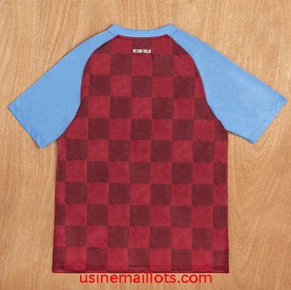 Maillot Rétro Aston Villa Domicile 2011-2012 – Image 2