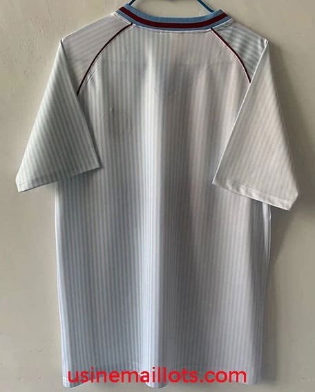 Maillot Rétro Aston Villa Extérieur 1988-1989 – Image 2
