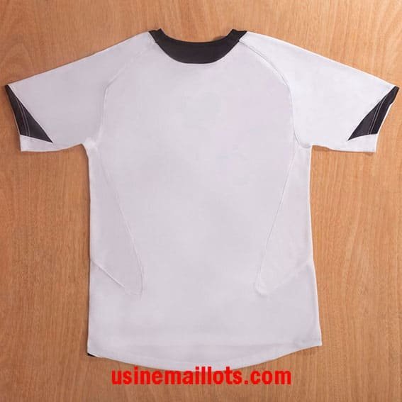 Maillot Rétro Inter Milan Extérieur 2005-2006 – Image 2