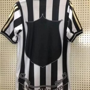 Alternative view of Maillot Rétro Newcastle United Domicile 1997/1998