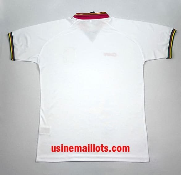 Maillot Rétro Portugal Extérieur 1995 – Image 2