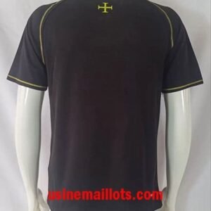 Alternative view of Maillot Rétro Portugal Extérieur 2006