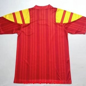 Alternative view of Maillot Rétro Espagne Domicile 1992 Rouge Jaune